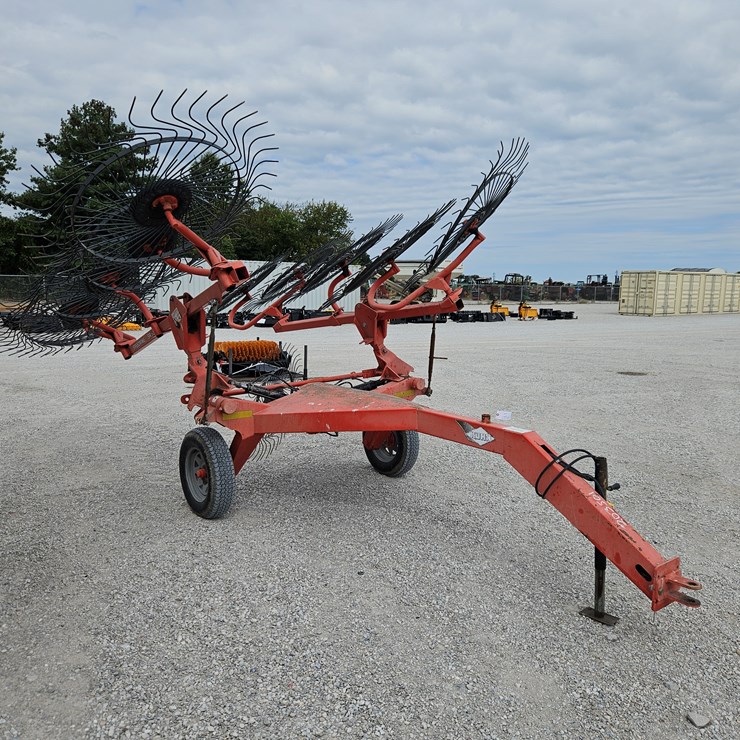 KUHN SR110