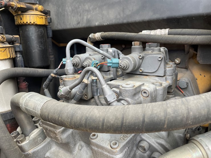deere-160d-lc-image-6