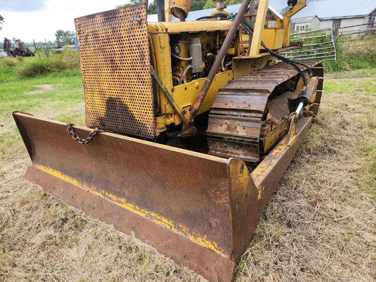 caterpillar-d4-image-8