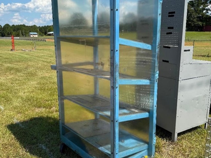 heavy-duty-tool-cabinet-image-3