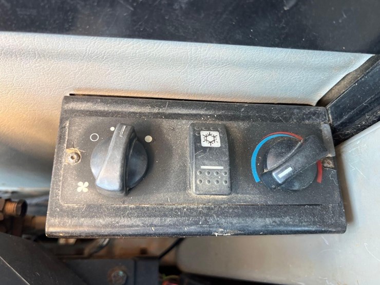 2014-caterpillar-308e2-cr-image-34