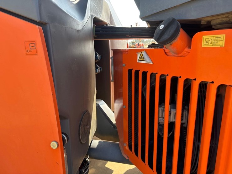 2016-hamm-hd+-120i-smooth-double-drum-roller-image-17