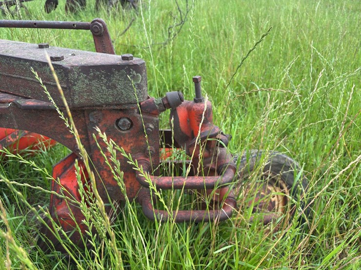 ji-case-5-bottom-14"-pull-type-plow-image-22