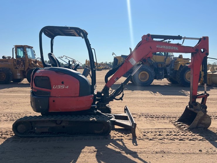 2019-kubota-u35-4-image-5