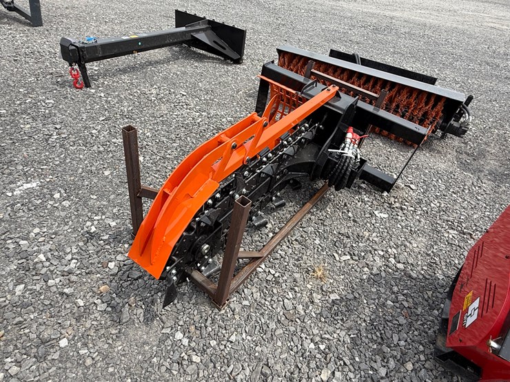 #2000-•-#27000-•-unused-giyi-gy-d39f-skid-steer-trencher-f-dkgj392507110-image-3