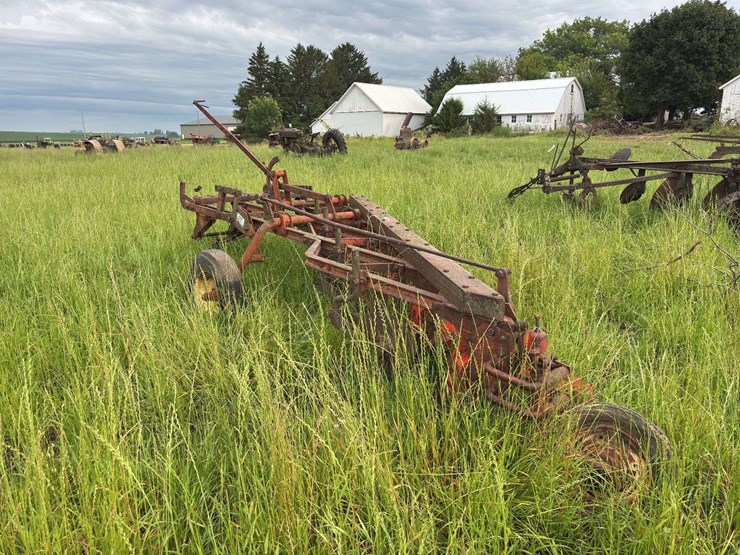 ji-case-5-bottom-14"-pull-type-plow-image-7