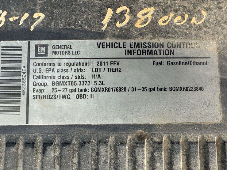2011-chevrolet-1500-image-32