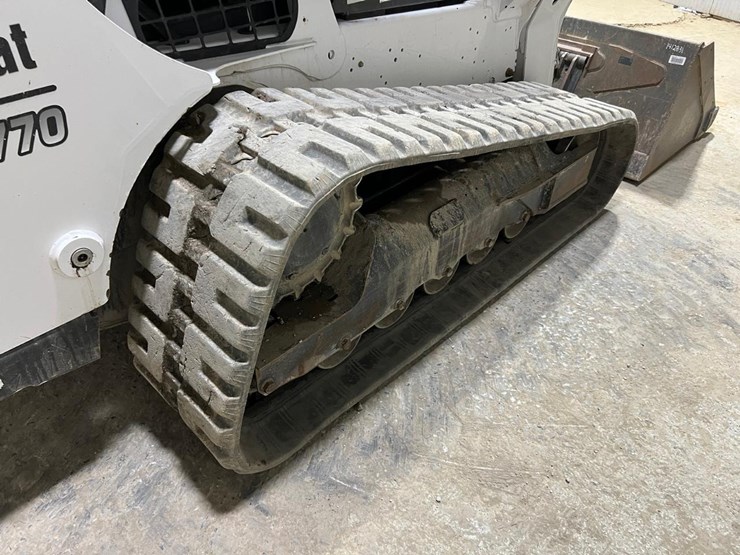 2021-bobcat-t770-image-17
