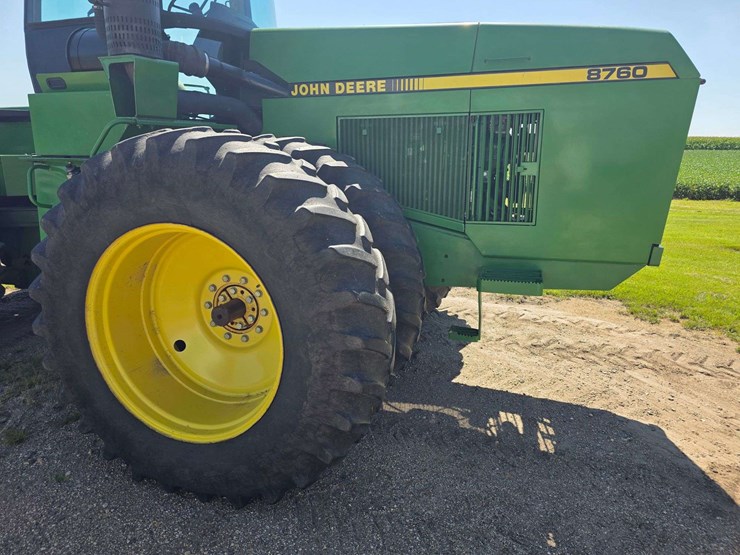 1989-john-deere-8760-image-63
