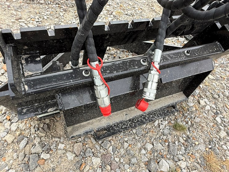 #230-•-#26375-•-unused-giyi-30"-mini-skid-steer-side-shift-fork-xcyhc2507284-image-2