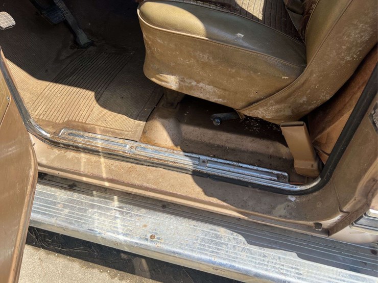 1969-chevy-c20-custom-camper-image-130