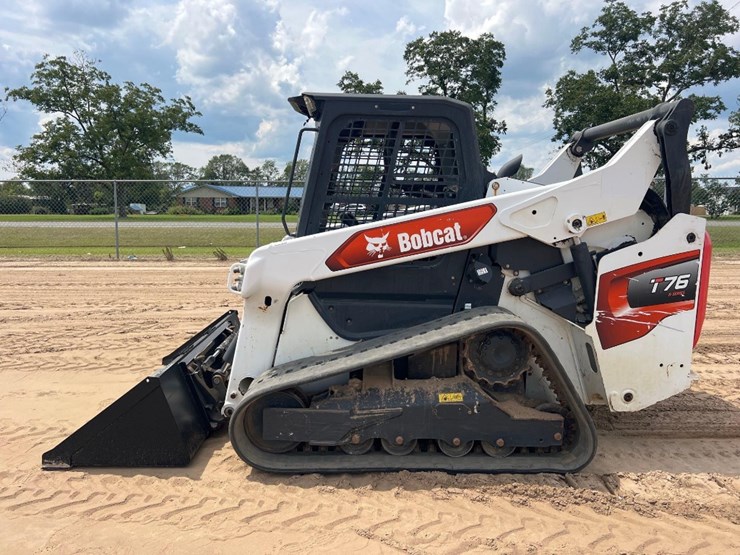 2020-bobcat-t76-image-1