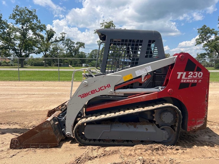 takeuchi-tl230-image-1