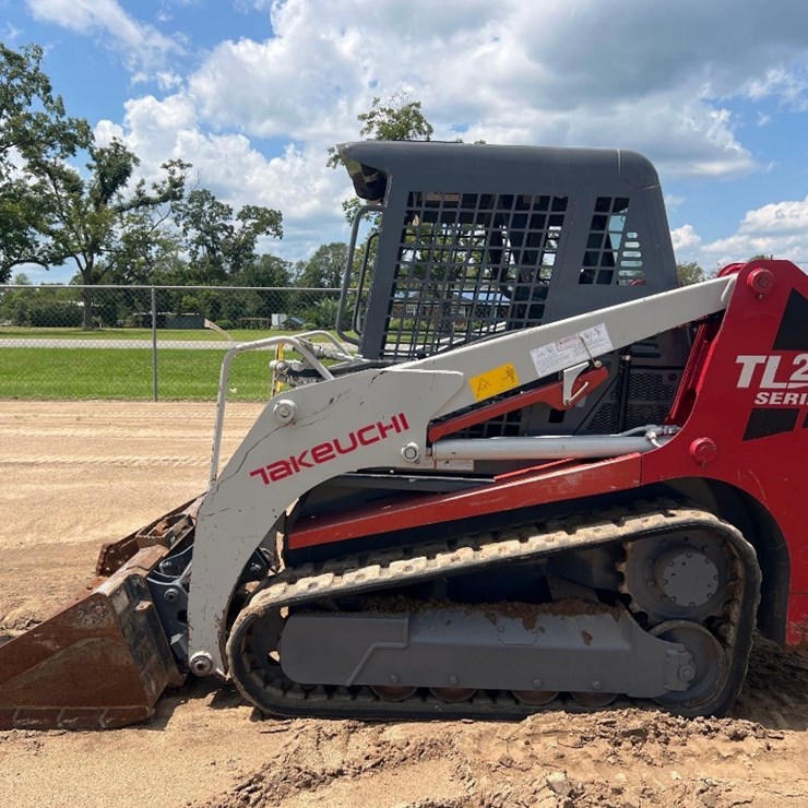 TAKEUCHI TL230