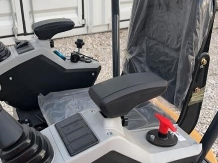 2025-cfg-xz20r-mini-excavator-image-7