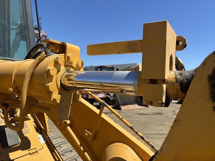 2005-deere-755c-image-16