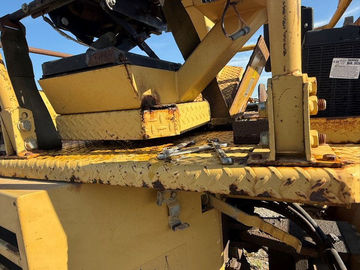 caterpillar-cb-434-image-29