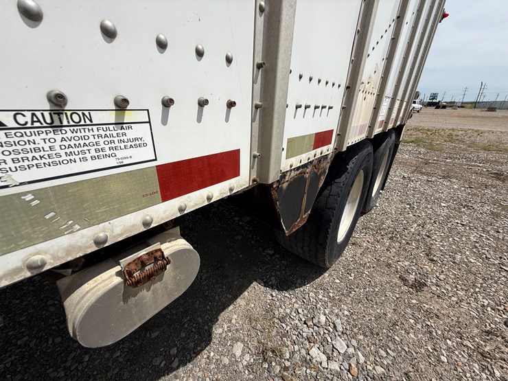 2011-merritt-42-image-59
