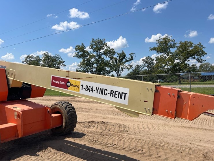 2006-jlg-660sj-image-32