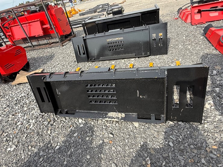 #2000-•-#26342-•-unused-giyi-66"-skid-steer-rock-bucket-cysd2507108-image-7