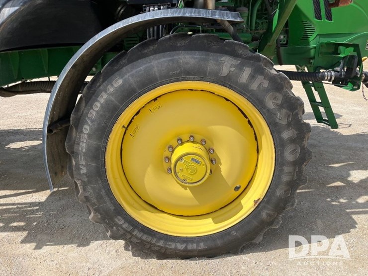 2014-john-deere-r4038-image-37