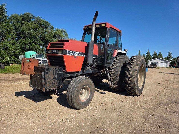 1984-case-ih-2394-image-4