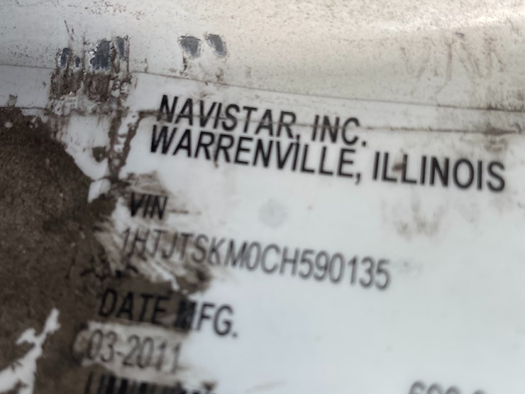 #2104-•-2012-international-4300m7-box-truck-(has-mn-title)-image-33
