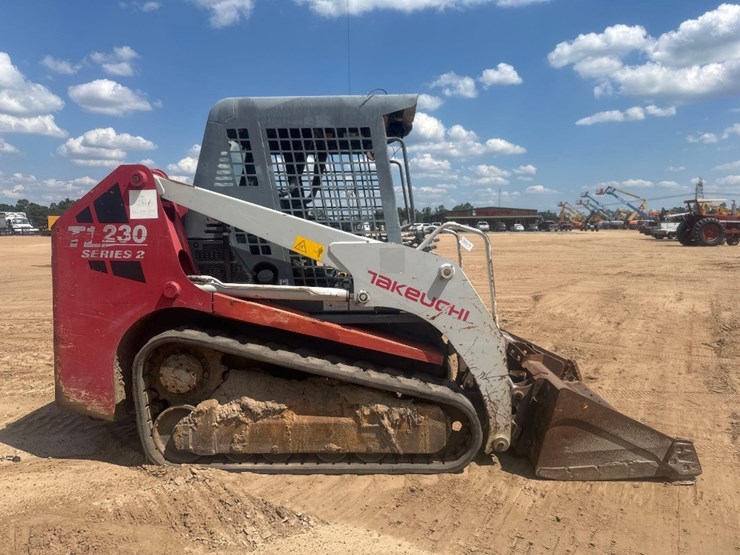 takeuchi-tl230-image-3