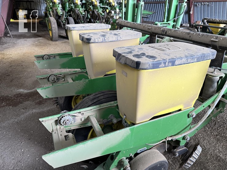 1997-john-deere-1770-image-13