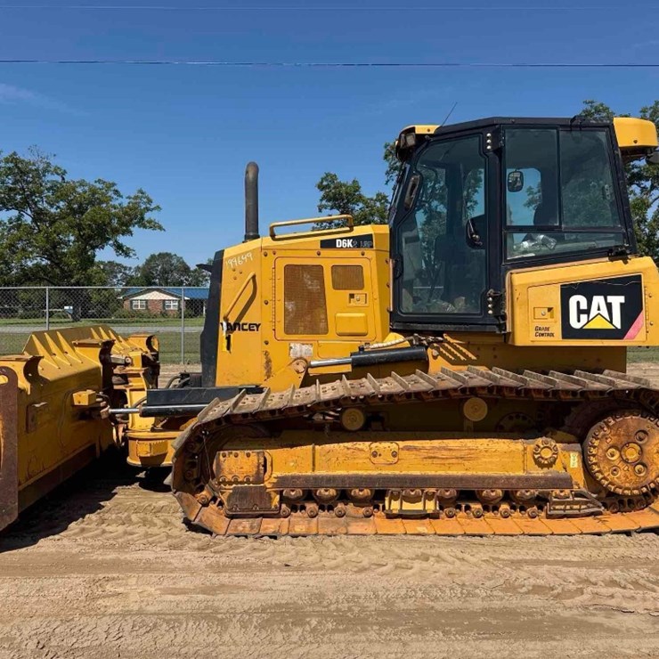 2017 CATERPILLAR D6K2 LGP