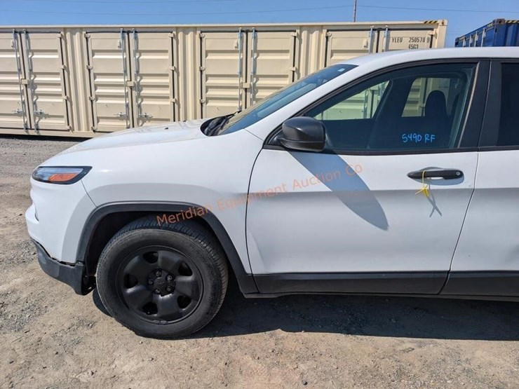 2017-jeep-cherokee-image-13