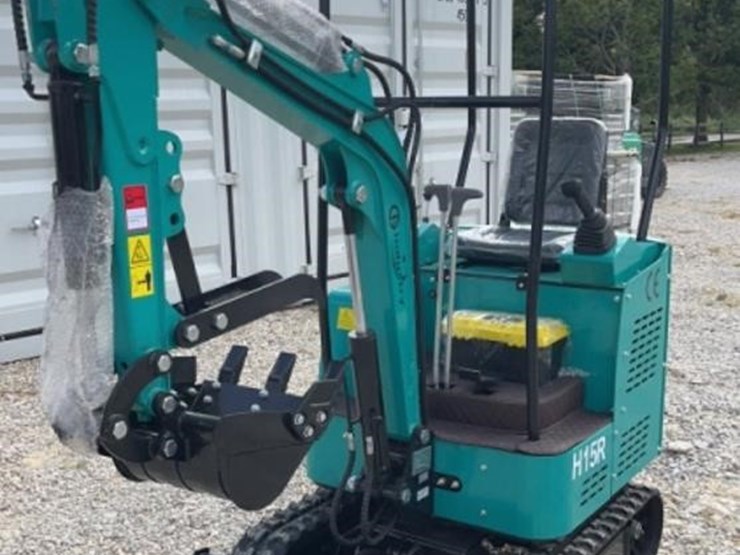2025-cfg-h15r-mini-excavator-image-2