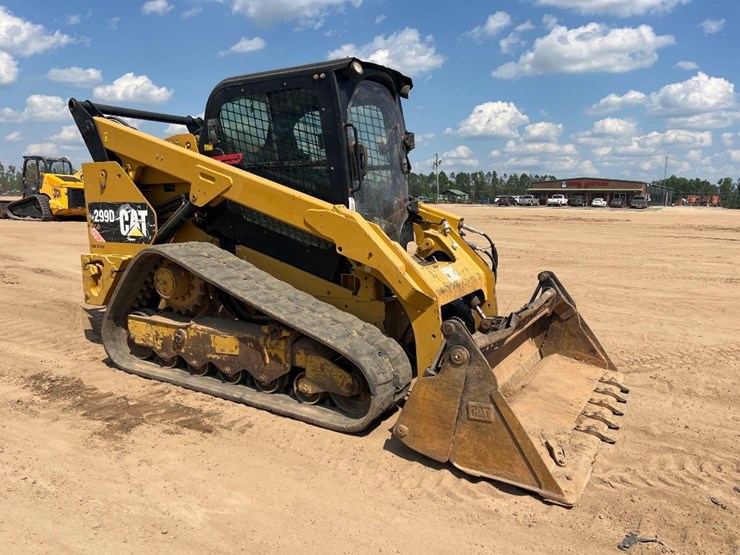 2015-caterpillar-299d-image-6