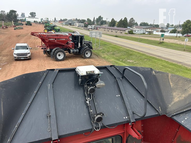 2015-case-ih-8240-image-106