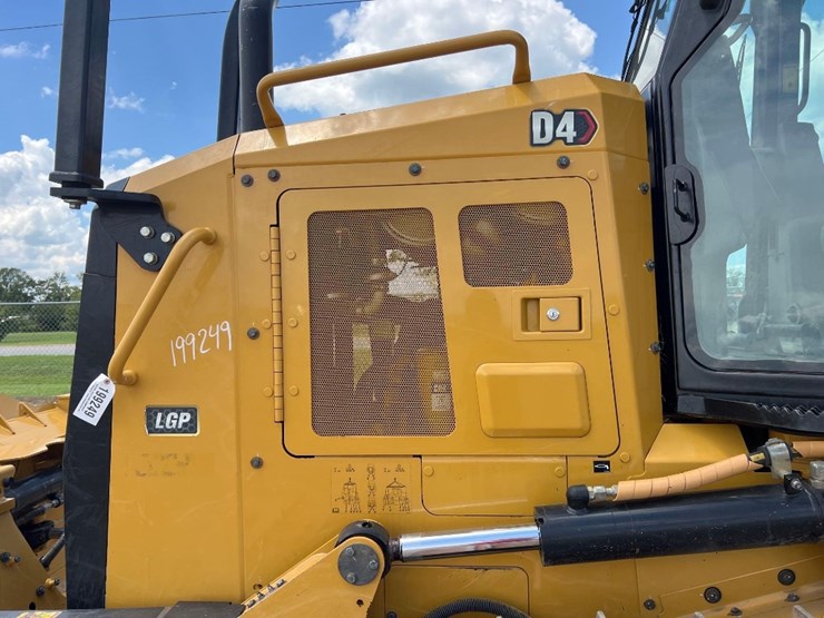 2021-caterpillar-d4-lgp-image-30