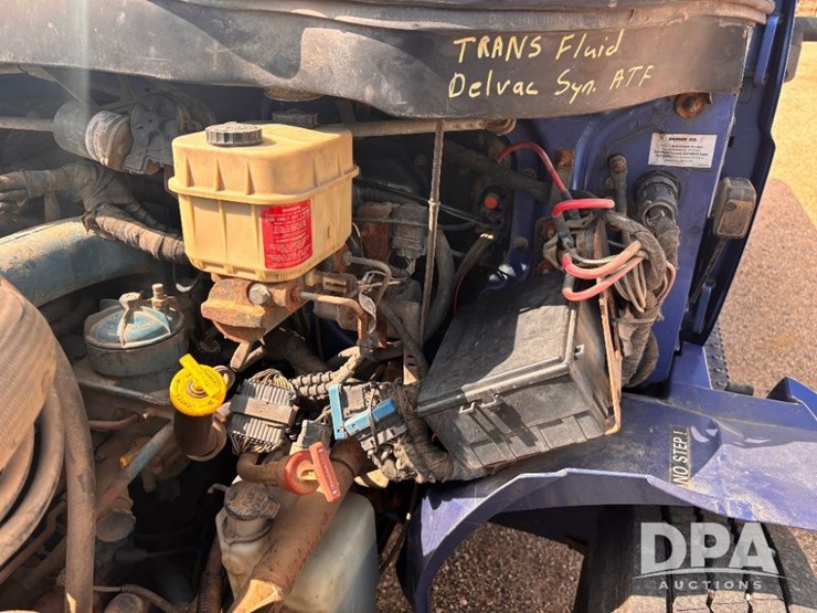 2006-international-durastar-4300-image-47