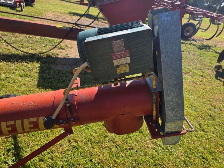 westfield-approx-8’x10”-single-auger-jump-auger,-5hp-1-phase-electric-motor,-sn:-33056-image-2