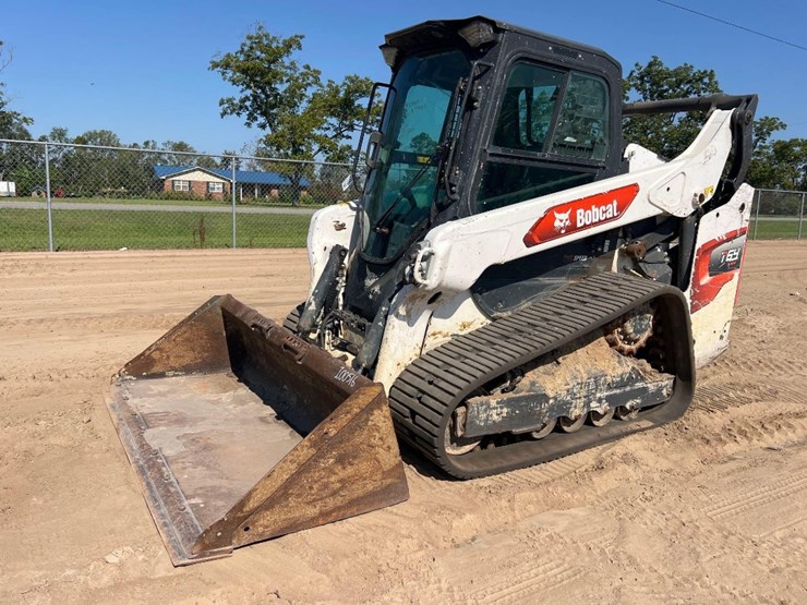 2021-bobcat-t64-image-8