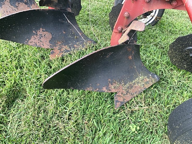 ih-plow-image-15