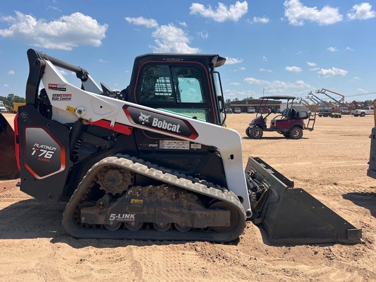 2022-bobcat-t76-image-5