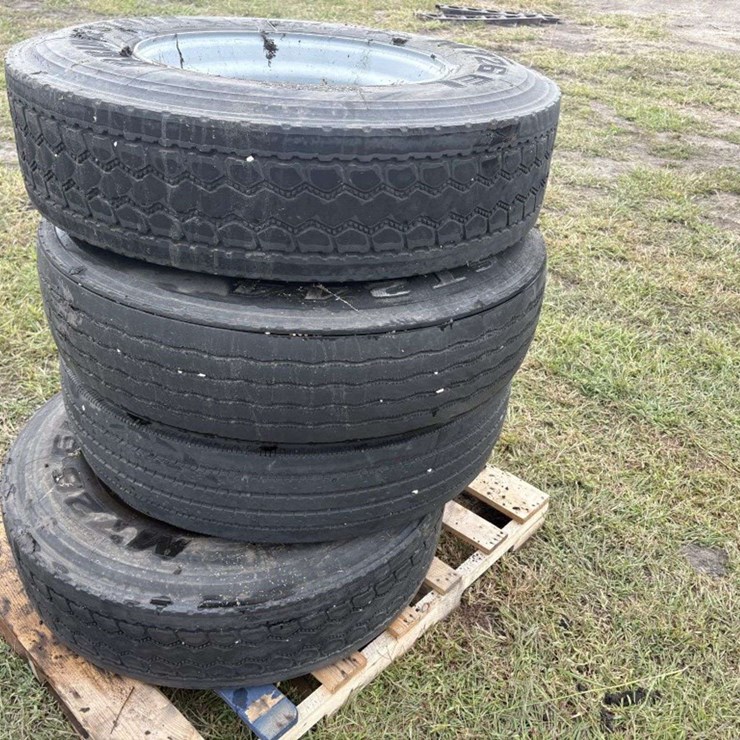 (4) 11R22.5 Truck Tires on Rim Clamp Rims, used, Buying All for One Money