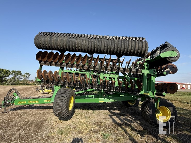 2021-john-deere-2680h-image-15