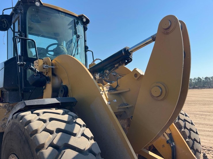 2018-caterpillar-926m-image-24