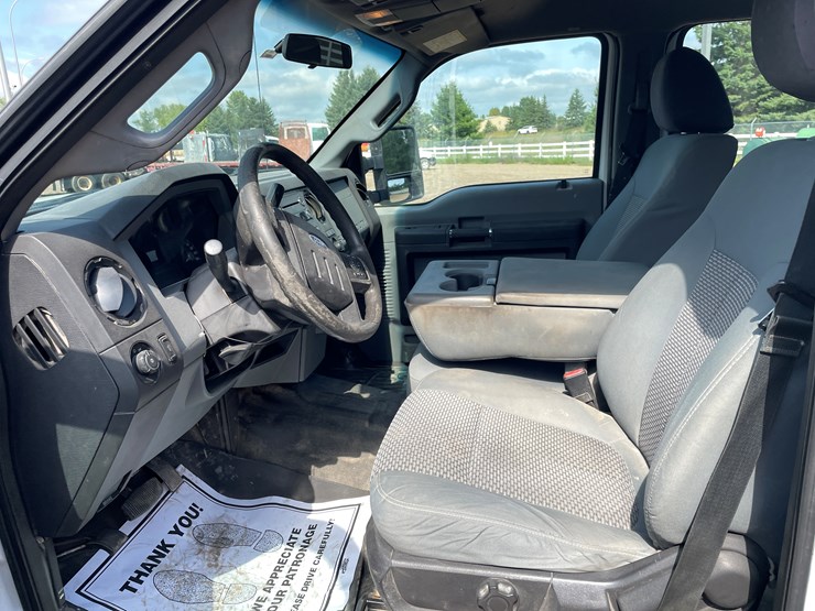 #2135-•-2015-ford-f350-pickup-truck-(has-mn-title)-image-18
