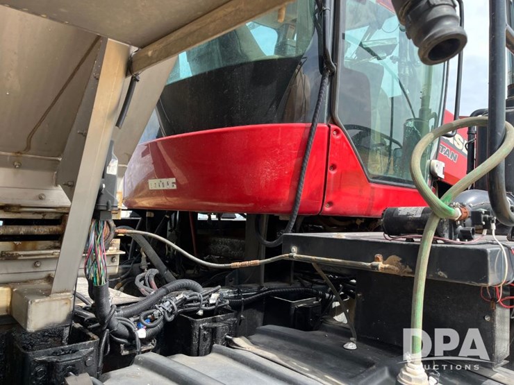 2015-case-ih-titan-4530-image-55