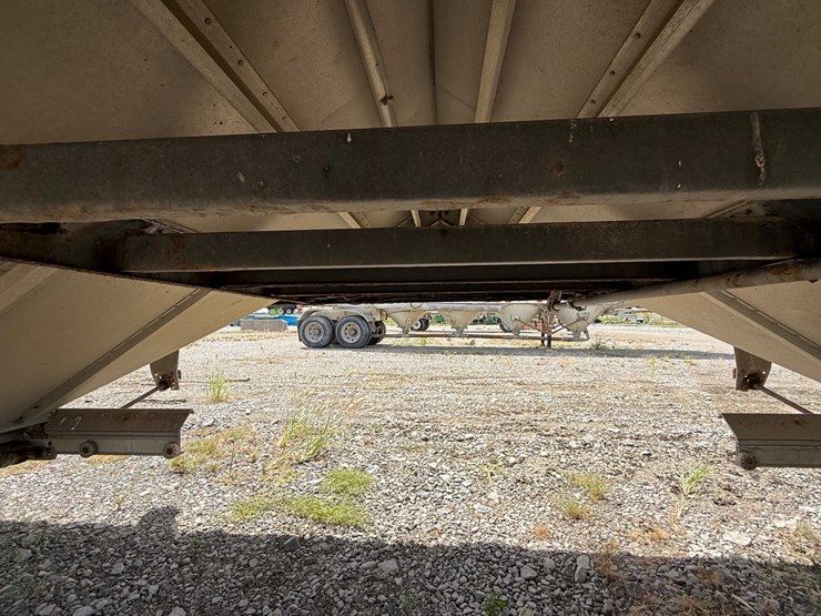 2011-merritt-42-image-32