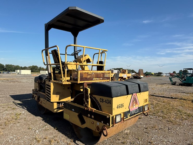 caterpillar-cb-434-image-1