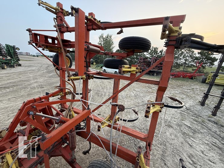 2007-bourgault-9200-image-27