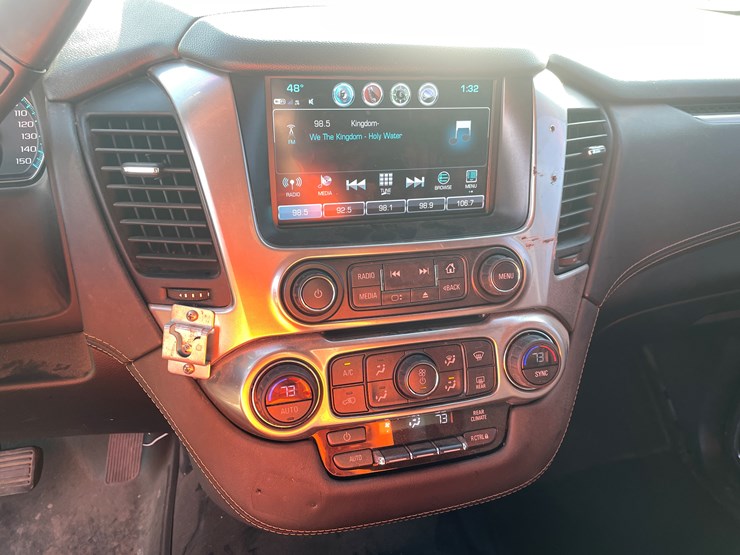 2019-chevrolet-tahoe-image-20