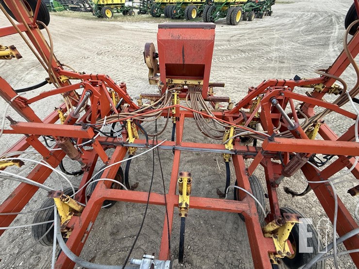 2007-bourgault-9200-image-25